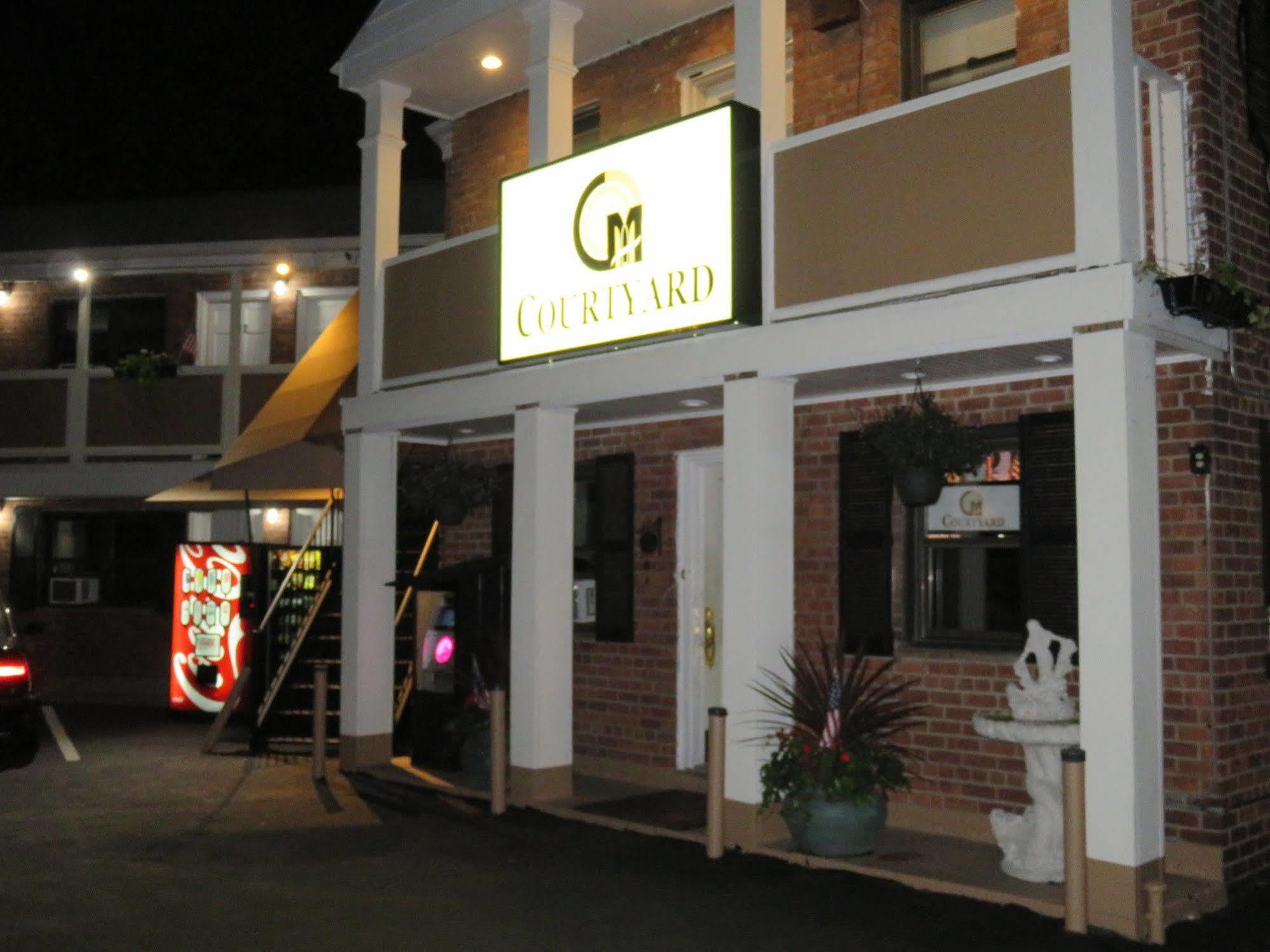 Central Motel Courtyard White Plains Eksteriør bilde