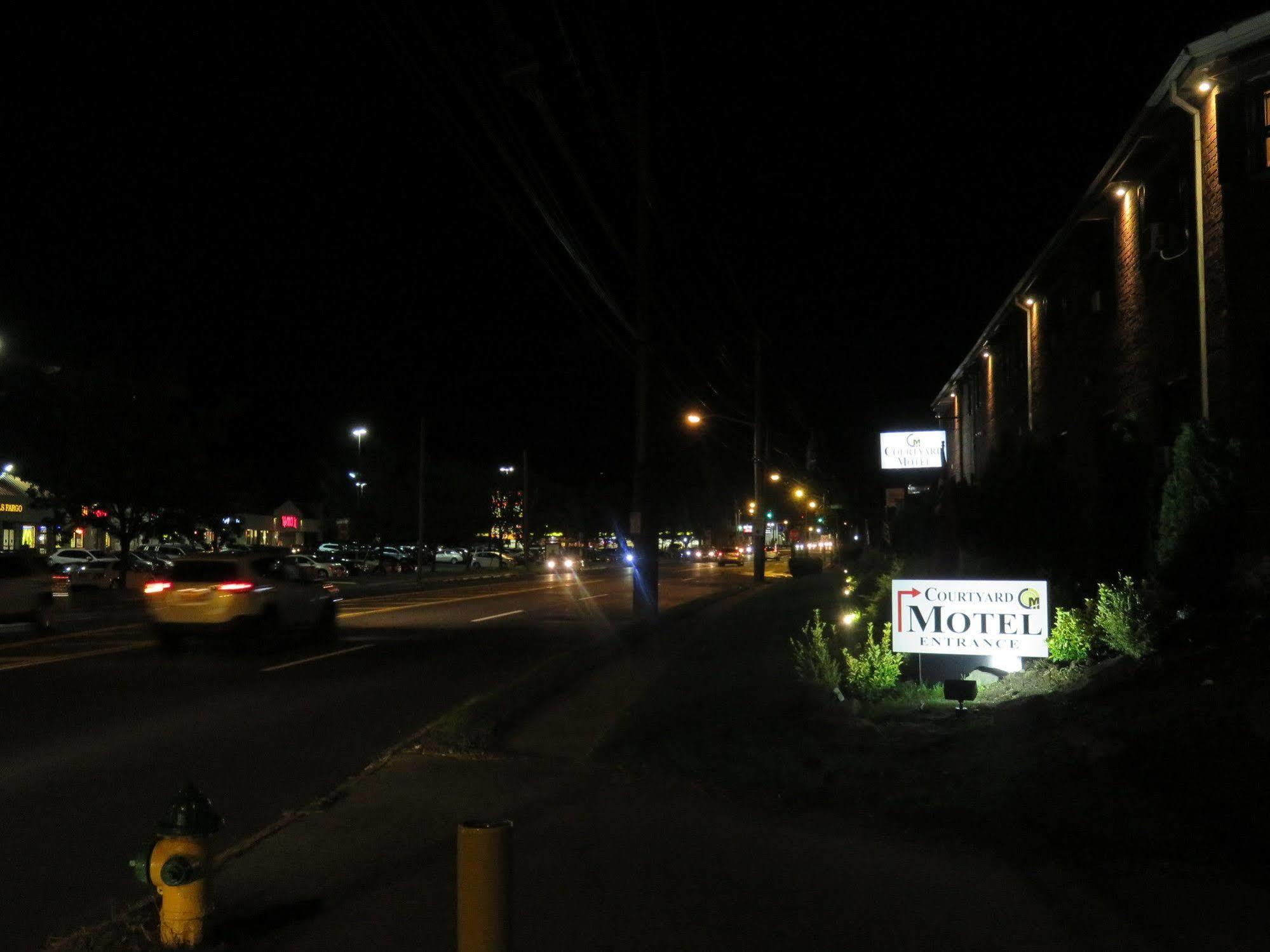 Central Motel Courtyard White Plains Eksteriør bilde