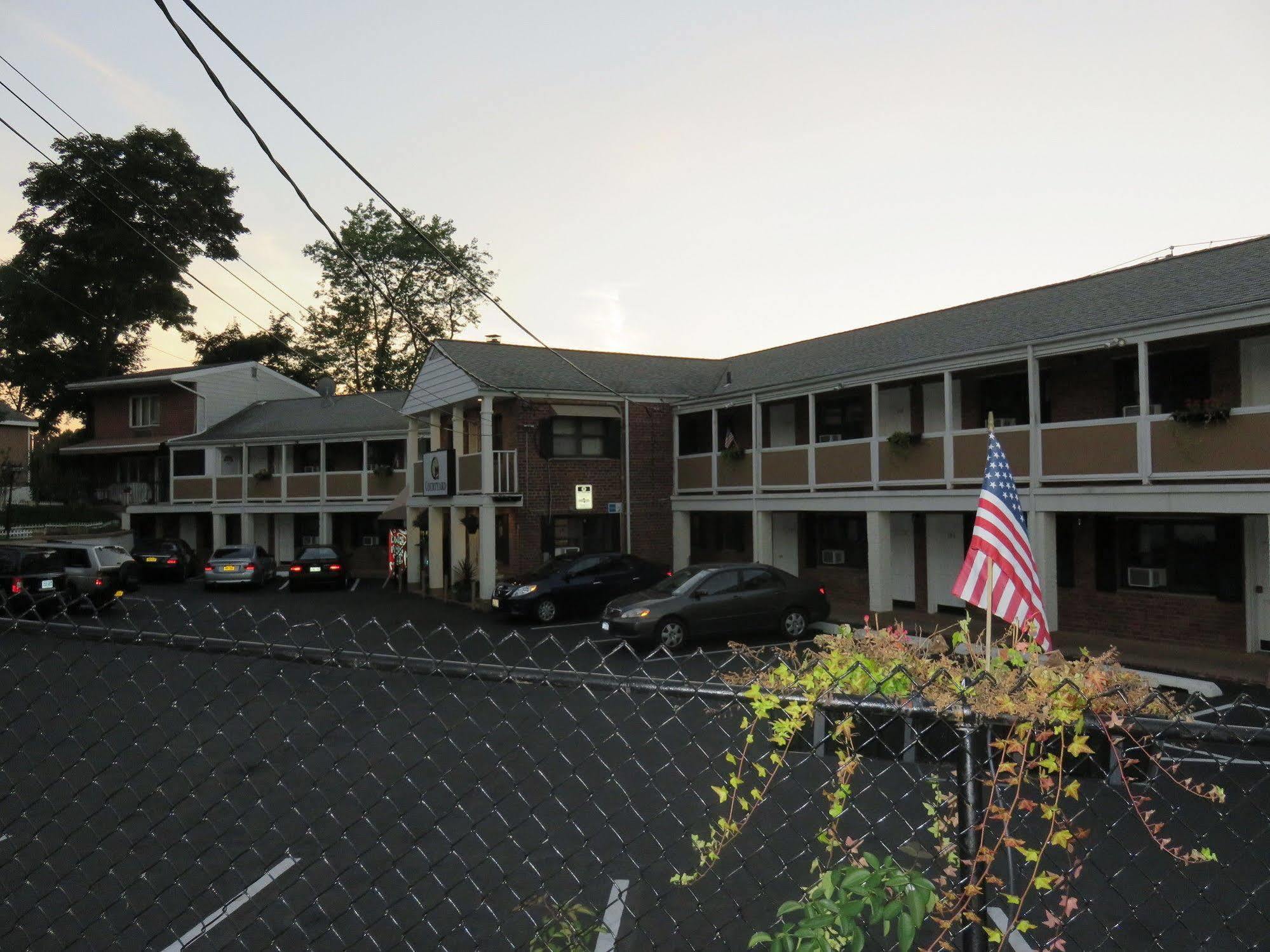 Central Motel Courtyard White Plains Eksteriør bilde