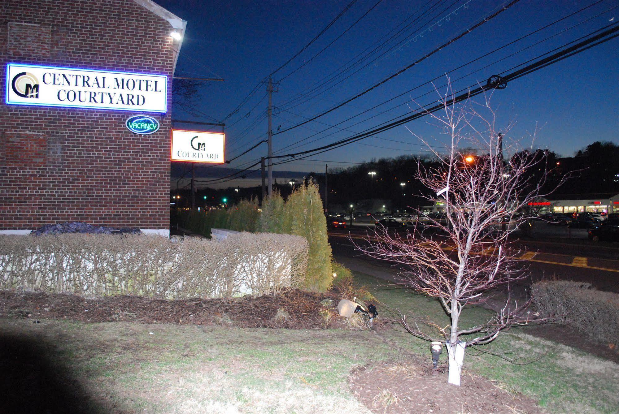 Central Motel Courtyard White Plains Eksteriør bilde